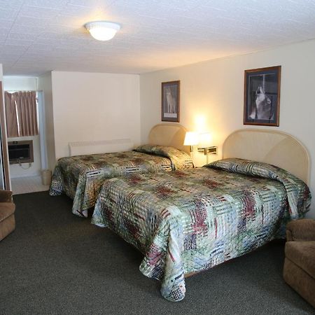 Gray Wolf Lodge Manistique Esterno foto
